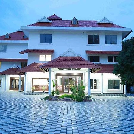 Thachaparambil Residency Hotel Alappuzha Екстериор снимка